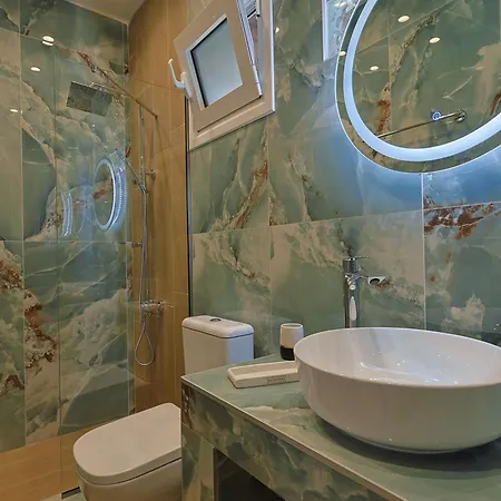 Gold Waves Luxury By Pieria Riviera * Paralía