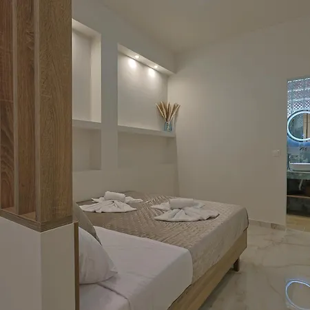 Gold Waves Luxury By Pieria Riviera Apartment